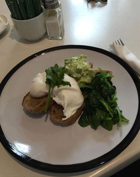 Warrandyte Cafe - Great Ocean Road Tourism 9
