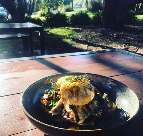 Warrandyte Cafe - Great Ocean Road Tourism 1