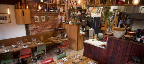 Greasy Zoes - Great Ocean Road Tourism 1