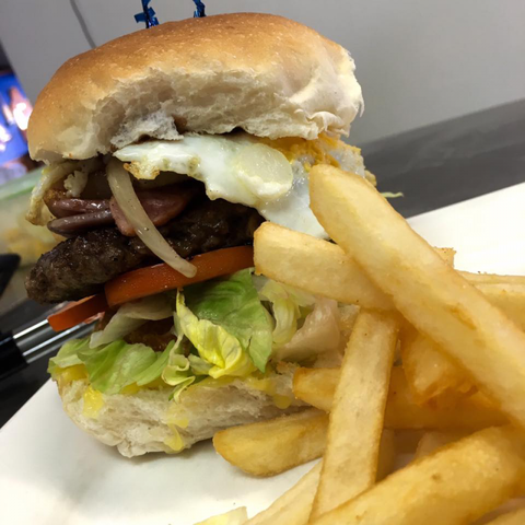 Tin Can Bay Yacht Club Bistro - Great Ocean Road Tourism 2