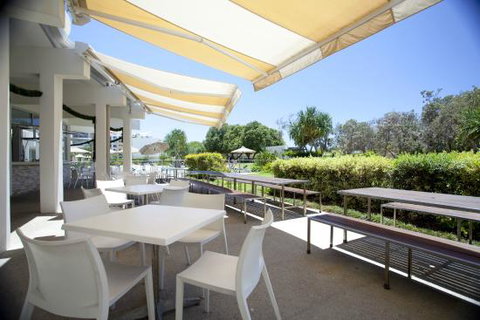SurfAir Beach Hotel - Great Ocean Road Tourism 4