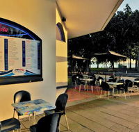 Harolds Seafood on The Strand - Great Ocean Road Tourism