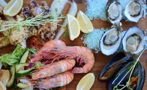 Taylors Waterfront Restaurant & Function Centre - Great Ocean Road Tourism 15