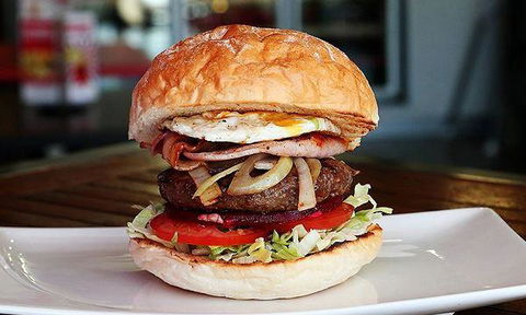 TUBE - The Ultimate Burger Experience - Great Ocean Road Tourism 9