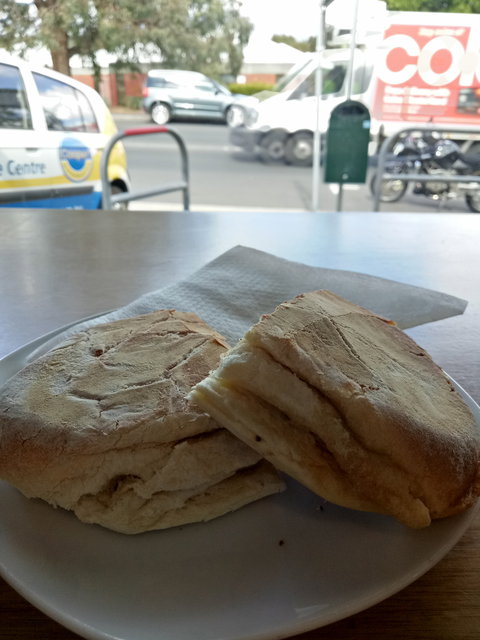 Moto Vecchia - Cafe - Great Ocean Road Tourism 4