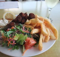 Beachfront at Bicheno - Great Ocean Road Tourism