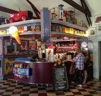 Cruzin' in the 50's Diner - Great Ocean Road Tourism