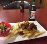 Man-O-Ross Hotel Restaurant - Great Ocean Road Tourism