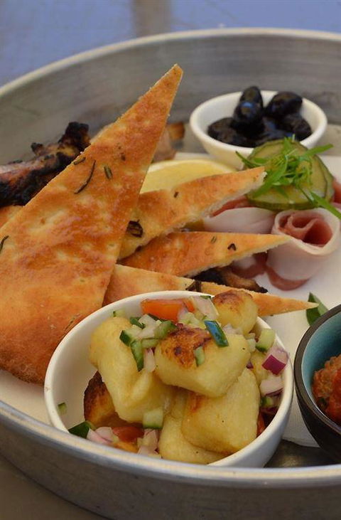 FOS Kitchen & Bar - Great Ocean Road Tourism 4