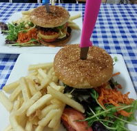 Corrigin Hotel Resdtaurant  Pub - Great Ocean Road Tourism