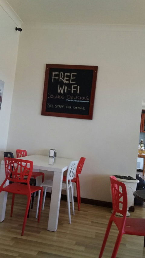 Baker Bear's Bakery - Great Ocean Road Tourism 1