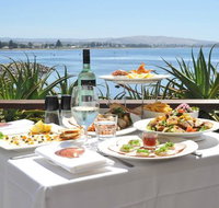 Eat at Whalers restaurant - Great Ocean Road Tourism