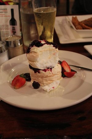 Billy Macs Bistro - Great Ocean Road Tourism 0