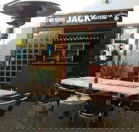 Burleigh Waters Tavern - Great Ocean Road Tourism