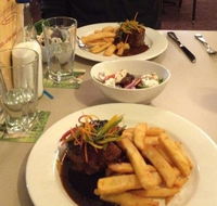 Lighthouse Bar and Grill - Great Ocean Road Tourism