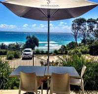 Manta Ray Bistro at Stradbroke Island Beach Hotel - Great Ocean Road Tourism