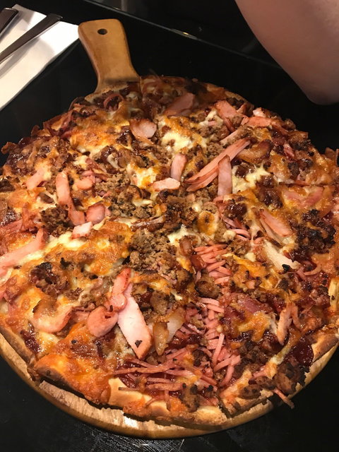 Sandy's Bar And Grill - Great Ocean Road Tourism 4