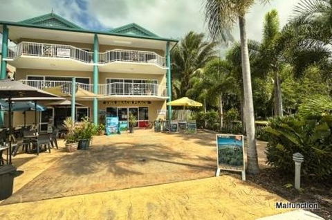 The Beach Place Cafe - Great Ocean Road Tourism 0