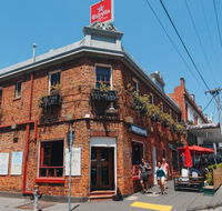 Robert Burns Hotel - Great Ocean Road Tourism