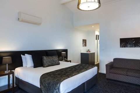 All Seasons Bendigo - Great Ocean Road Tourism 15