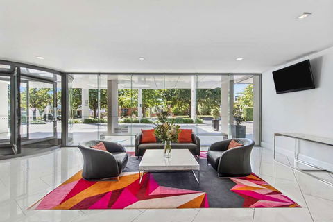 Adina Serviced Apts Canberra Dickson - Great Ocean Road Tourism 3