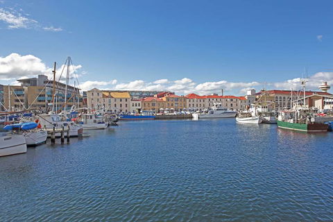 The Henry Jones Art Hotel - Great Ocean Road Tourism 15