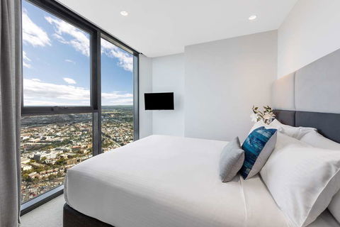 Imagine Lighthouse - Great Ocean Road Tourism 4