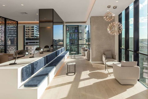 Imagine Lighthouse - Great Ocean Road Tourism 10