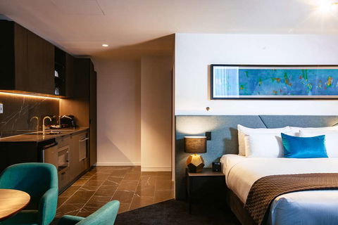 Eatons Hill Hotel - Great Ocean Road Tourism 9