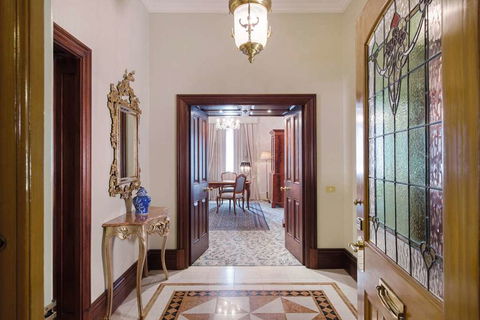 The Hotel Windsor - Great Ocean Road Tourism 1