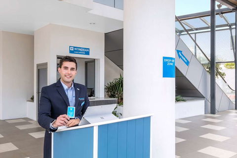 Wyndham Surfers Paradise Resort - Great Ocean Road Tourism 4