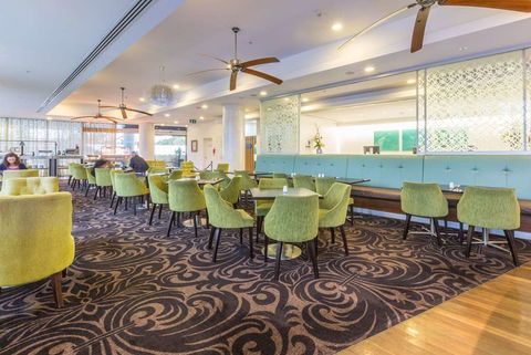 Wyndham Surfers Paradise Resort - Great Ocean Road Tourism 12