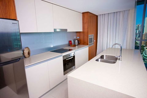 Wyndham Surfers Paradise Resort - Great Ocean Road Tourism 16