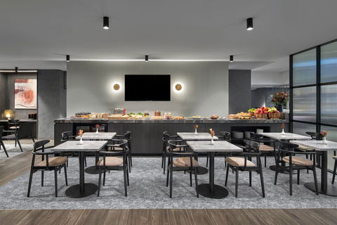 Melbourne Marriott Hotel - Great Ocean Road Tourism 13