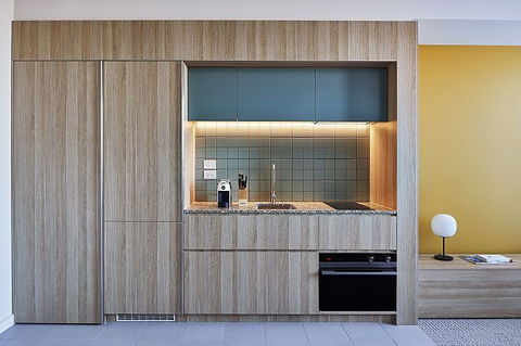 Lanbruk Apartment Hotel-Richomnd Hill - Great Ocean Road Tourism 5