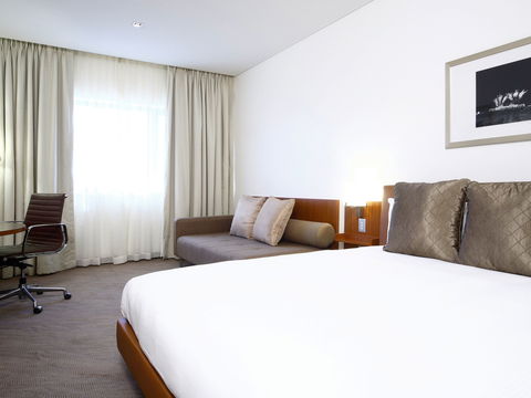 Novotel Canberra - Great Ocean Road Tourism 0