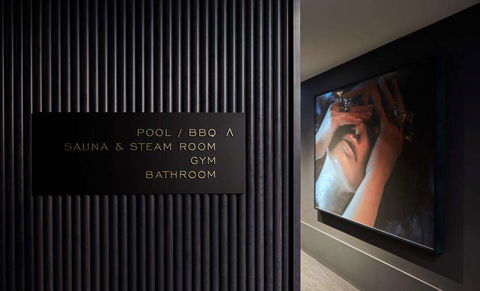 Shadow Play Melbourne by Peppers - Great Ocean Road Tourism 2