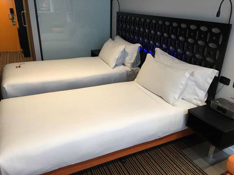 The Constance - Great Ocean Road Tourism 5