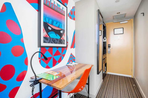 The Constance - Great Ocean Road Tourism 9