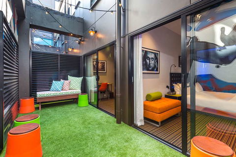 The Constance - Great Ocean Road Tourism 15