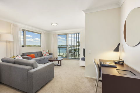 Quest Breakfast Creek - Great Ocean Road Tourism 5