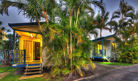 Alex Beach Cabins & Tourist Park - Great Ocean Road Tourism 0