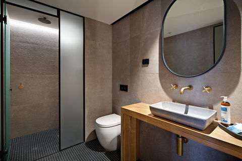 Zara Tower Serviced Apartments - Great Ocean Road Tourism 6