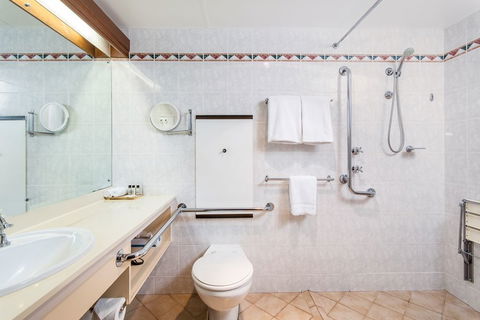 Adelaide Inn - Great Ocean Road Tourism 2