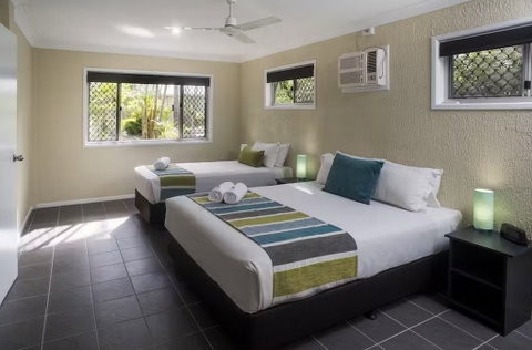 The Beach Motel Hervey Bay - Great Ocean Road Tourism 1