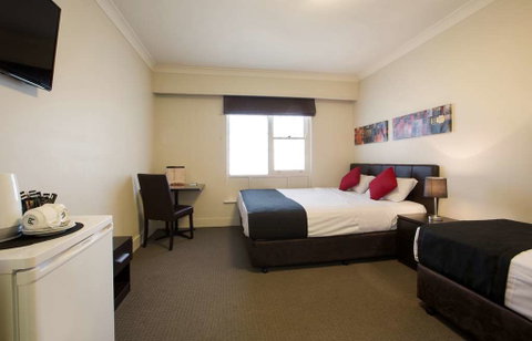 Enfield Hotel - Great Ocean Road Tourism 2