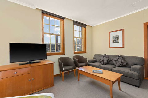 Rydges Sydney Harbour - Great Ocean Road Tourism 7