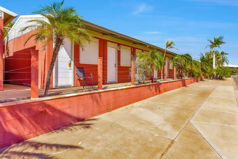 Econo Lodge Karratha - Great Ocean Road Tourism 5