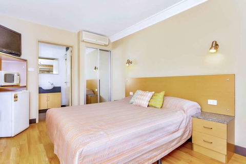 Econo Lodge Karratha - Great Ocean Road Tourism 8