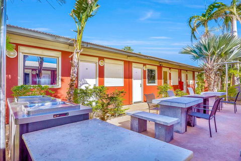 Econo Lodge Karratha - Great Ocean Road Tourism 12